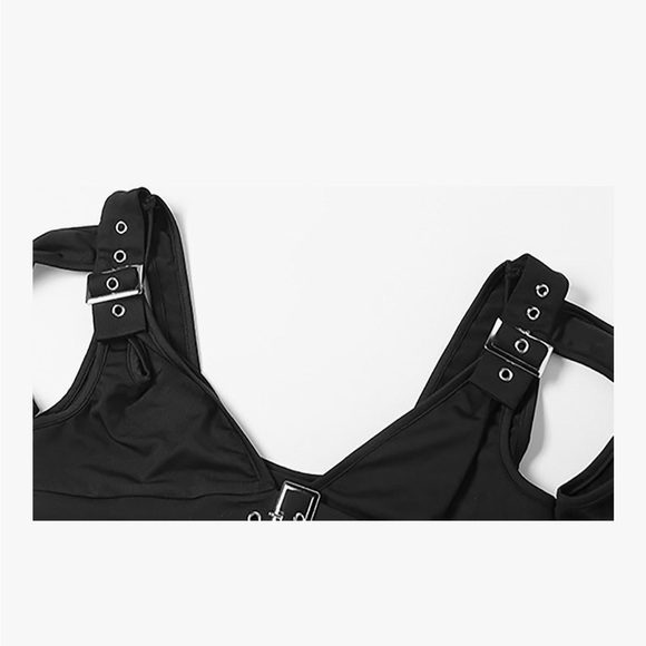 Black Obsession Two-Piece Set – Bold Buckle Design - Picture 9 of 15